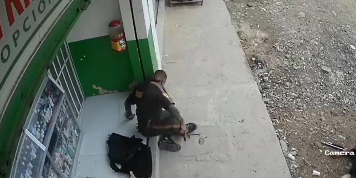 VIDEO | Dos guardias de seguridad se enfrentaron a disparos contra delincuentes en Guayaquil