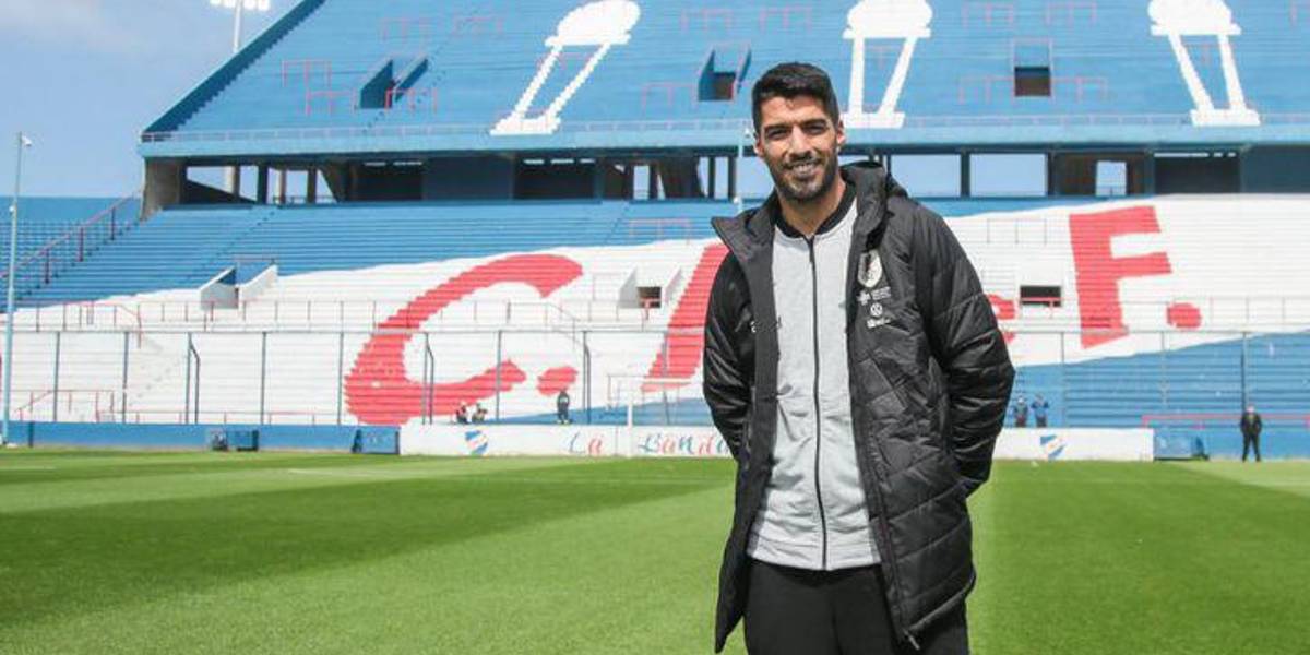 Suárez pide plazo para responder la propuesta de Nacional de Uruguay