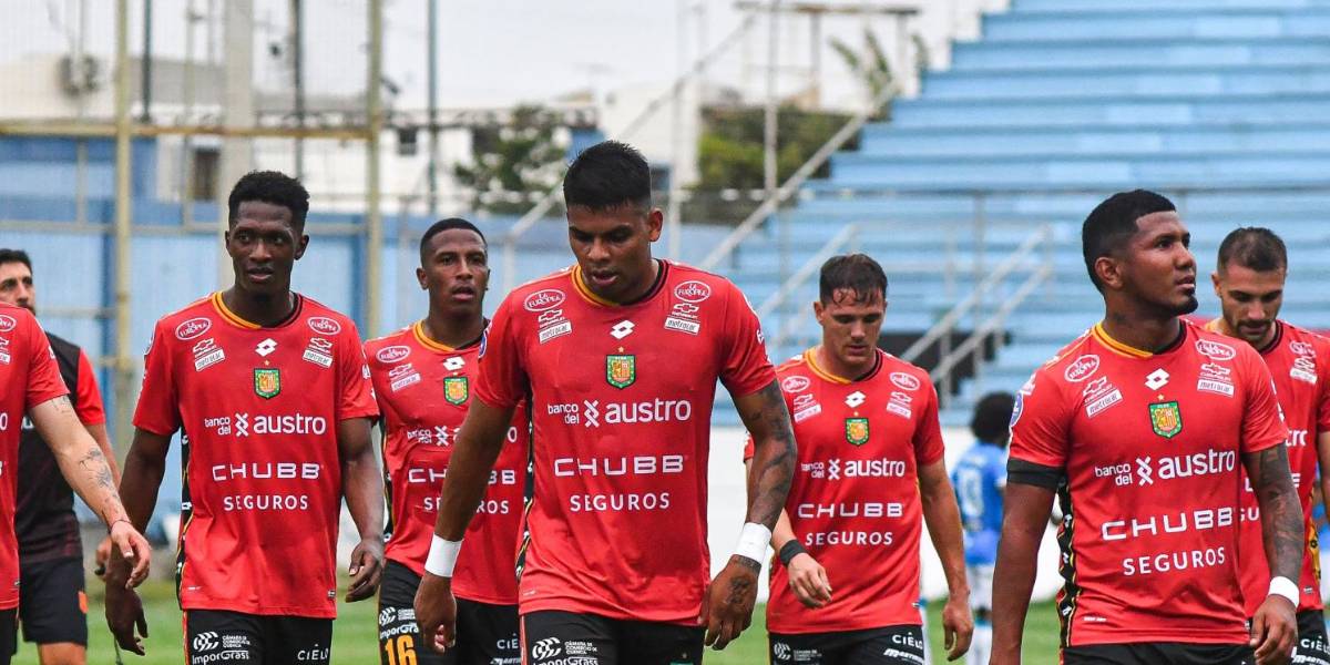 Los jugadores del Deportivo Cuenca reclaman dos meses de sueldo y pone plazo a la directiva