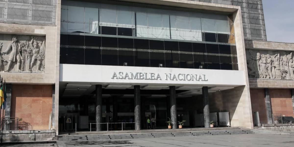Asamblea: la Comisión de Gobiernos Autónomos fiscalizará la adjudicación del campo Sacha