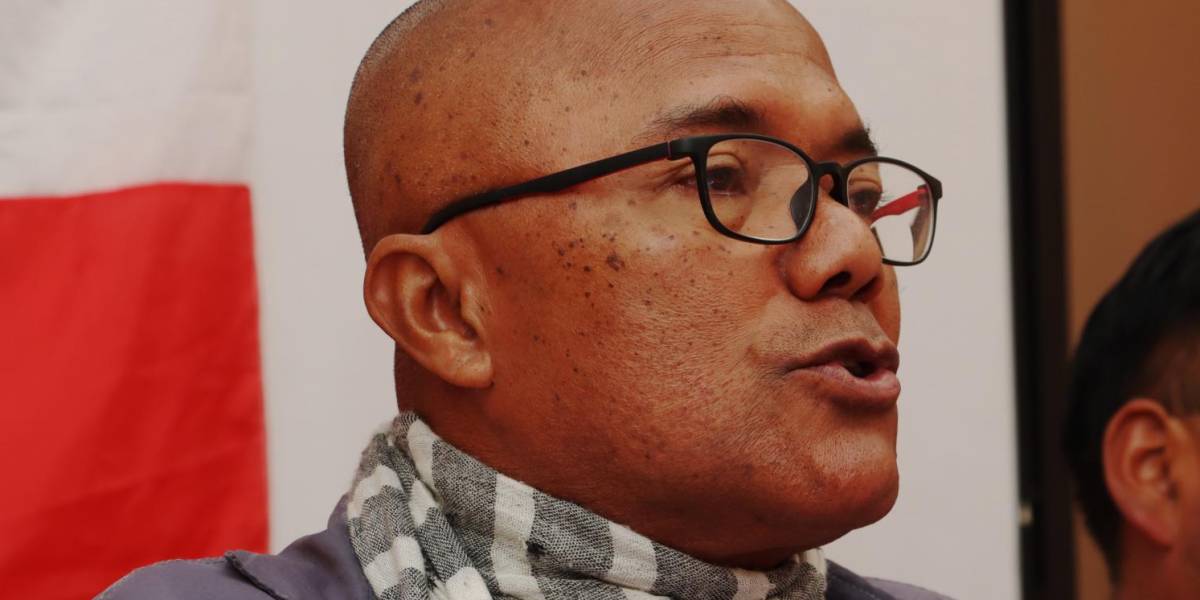 El presidente de Fenocin, Gary Espinoza, dice que su organización aún no define el apoyo a Luisa González en el balotaje