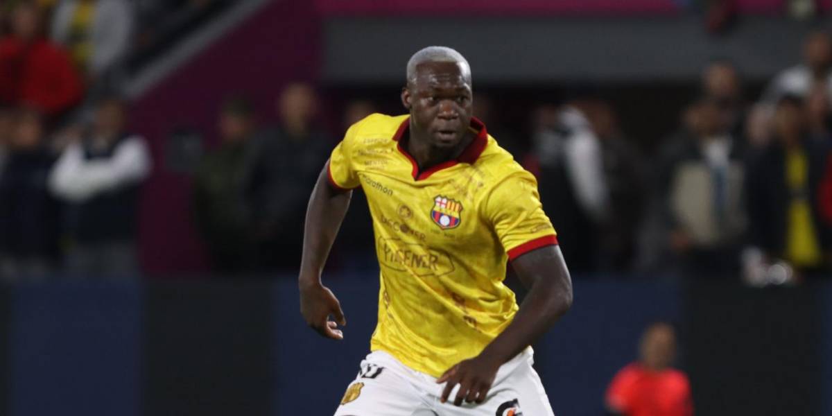 Felipe Caicedo solo ha jugado el 15 % de los minutos posibles con Barcelona SC