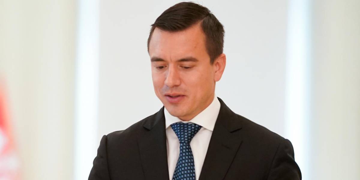 Daniel Noboa nombró por tercera vez gobernadores de Los Ríos y Santo Domingo en nueve días