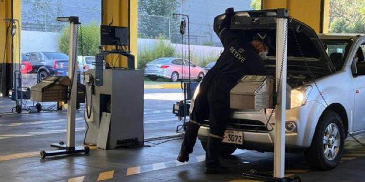 Quito: sí habrá Revisión Técnica Vehicular el sábado 27 de mayo, de 08:00 a 17:00