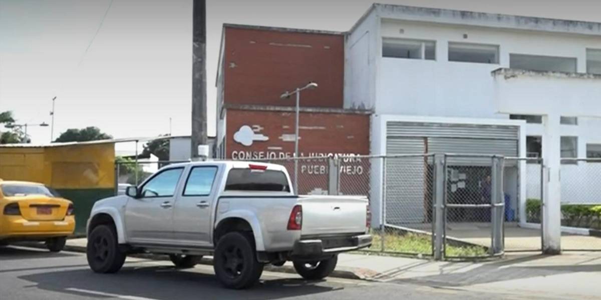 Atentado contra edificio del Consejo de la Judicatura en Los Ríos