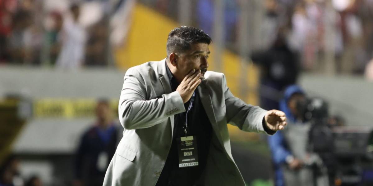 Omar Asad: “El Blooming es un grande de Bolivia, pero tenemos que dejar de lado esa historia”