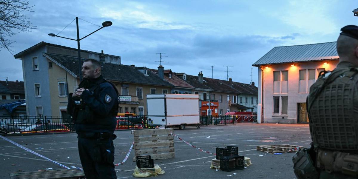 Un ataque en Francia deja un muerto y dos policías gravemente heridos