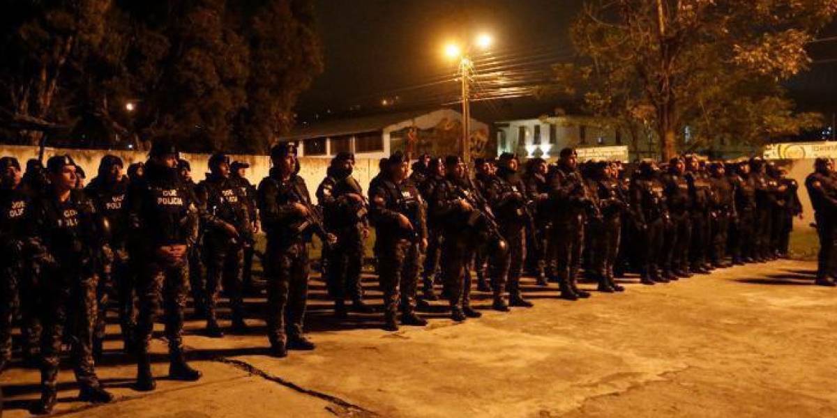 Red criminal dedicada al tráfico de armas y explosivos en Ecuador, desarticulada por la Policía Nacional
