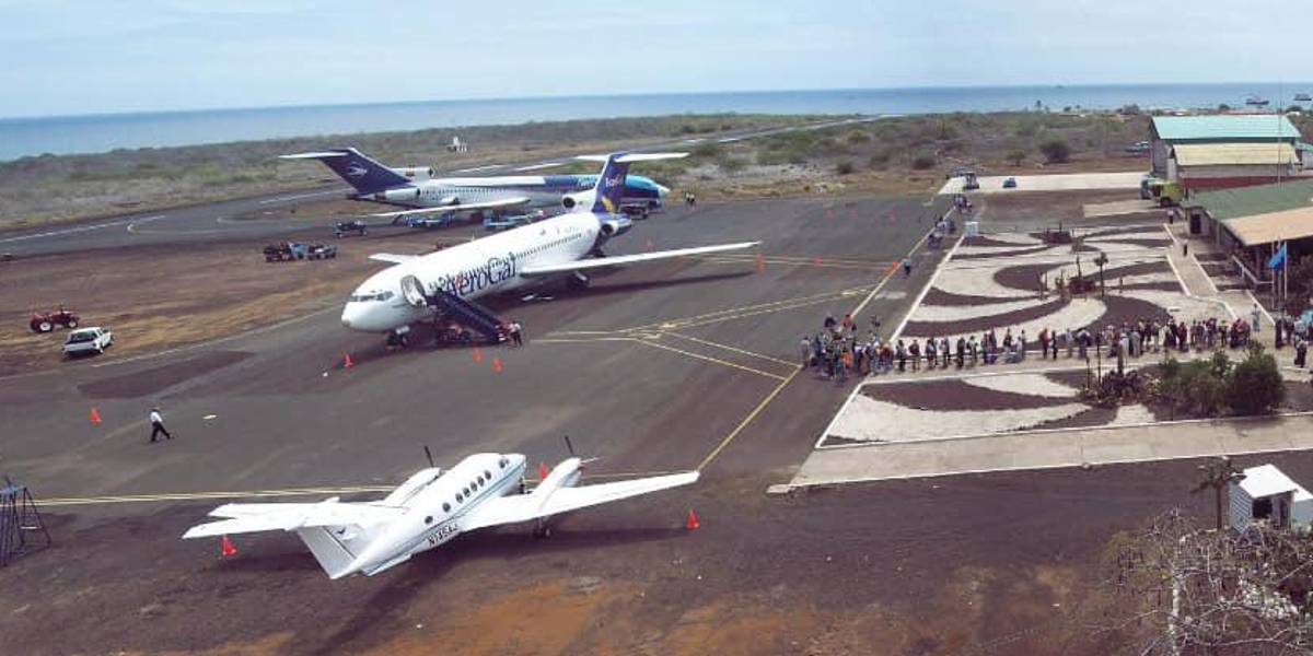 Galápagos: el único aeropuerto que tiene la isla San Cristóbal será cerrado  por cuatro meses, ¿cuáles son las razones?