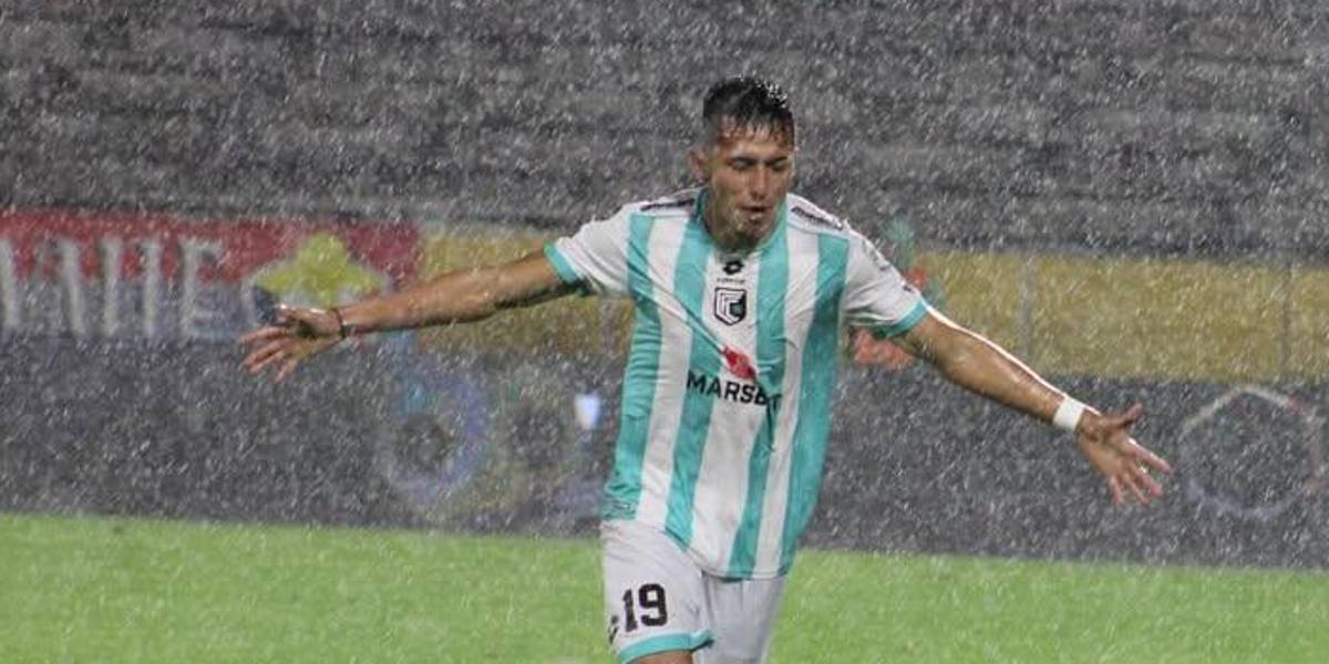 Liga de Quito reactivó negociaciones por el reemplazo de Jhojan Julio