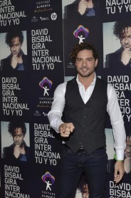 David Bisbal: "Ni tengo pareja ni estoy enamorado"