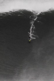 ¿La ola más grande jamás surfeada?