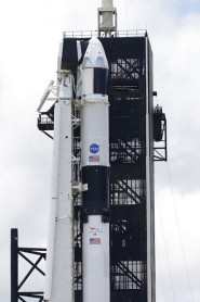 SpaceX lanza a dos astronautas al espacio