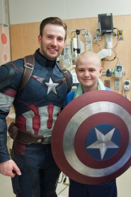 Capitán América y Star Lord visitaron un hospital de niños