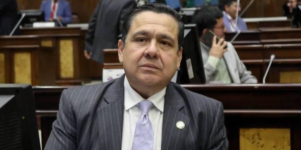 Pablo Muentes no tiene problemas de salud y sigue detenido en La Roca