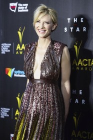 Famosos llegan a la entrega de los premios de la Academia Australiana de cine