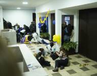 Simpatizantes de Fernando Villavicencio en el mitin político en el que fue asesinado.