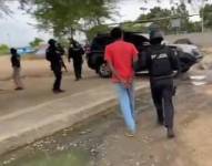 Foto de un capturado en Manabí.