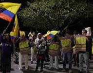 Festejos de simpatizantes por el No, en el sector de la Avenida de los Shyris y Naciones Unidas.