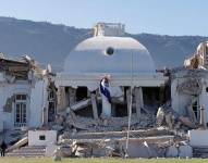 Imagen de referencia en la que se ve el Palacio Nacional de Haití destruido por el terremoto de 2010.