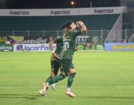 Robert Burbano celebra su gol ante Gualaceo