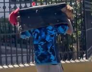 Ramón atrapado en una maleta