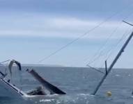 Momento del incidente en aguas de las costas de Lisboa en Portugal