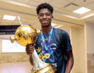 Imagen de William Pacho tras conquistar una Copa Libertadores sub 20 en 2020 con Independiente del Valle