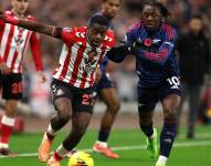Sunderland igualó con el Arsenal de Piero Hincapié por la Premier League.