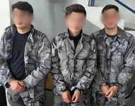 Los agentes tienen prohibición de salida del país y deben presentarse periódicamente en la Fiscalía General del Estado (FGE).