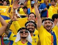 Qatar 2022: ¿Falsos hinchas?aficionados árabes apoyan a Ecuador en el Mundial