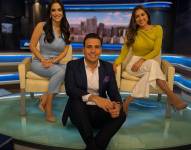 Alejandra Proaño, Juan Carlos Aizprúa y Andrea Báez en el set de Televistazo en la Comunidad.