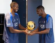 Willian Pacho y Ousmane Dembélé.