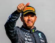 El piloto británico Lewis Hamilton en una carrera con Mercedes