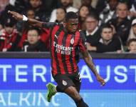 Pervis Estupiñán en su primer partido como titular en el AC Milan