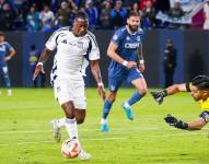 Jaime Ayoví en un partido con Emelec por la Liga Ecuabet