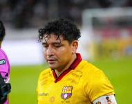 Mario Pineida en un partido con Barcelona SC