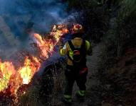 El incendio se registró en el sector de Santa María, en la vía a Nono.