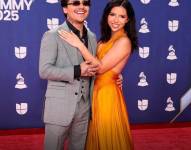 Nodal y Ángela Aguilar en la gala de los Latin Grammy 2025.