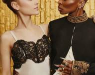 La actuación de Ariana Grande y Cynthia Erivo ha sido aclamada en por la crítica especializada.