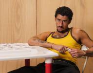 Bad Bunny en el promocional de su álbum DTMF.