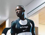 Moisés Caicedo ya entrena con el Chelsea.