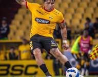 El presidente de Barcelona SC, Antonio Álvarez, se despidió de Mario Pineida.