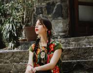 Ángela Aguilar en una sesión fotográfica