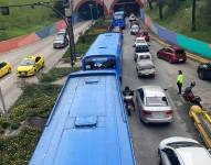 La movilidad estuvo lenta y pesada en la av. Mariscal Sucre, a la altura de los túneles de San Juan.