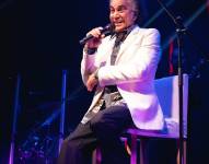 José Luis Rodríguez durante su presentación en Uruguay.