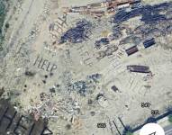 Mensajes de ayuda en Los Ángeles. (Redes sociales)