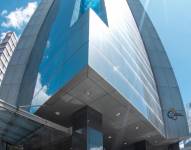 La fachada externa del edificio del CJ en Quito.