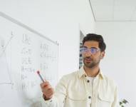 Imagen referencial de un docente.