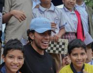 Joao Rojas mostró imagénes de su fundación.